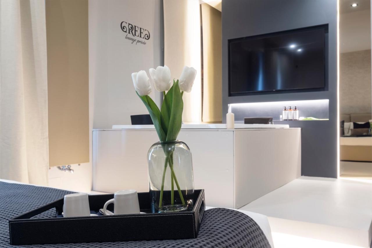 Ostia Holiday Greed Lounge Privee 外观 照片